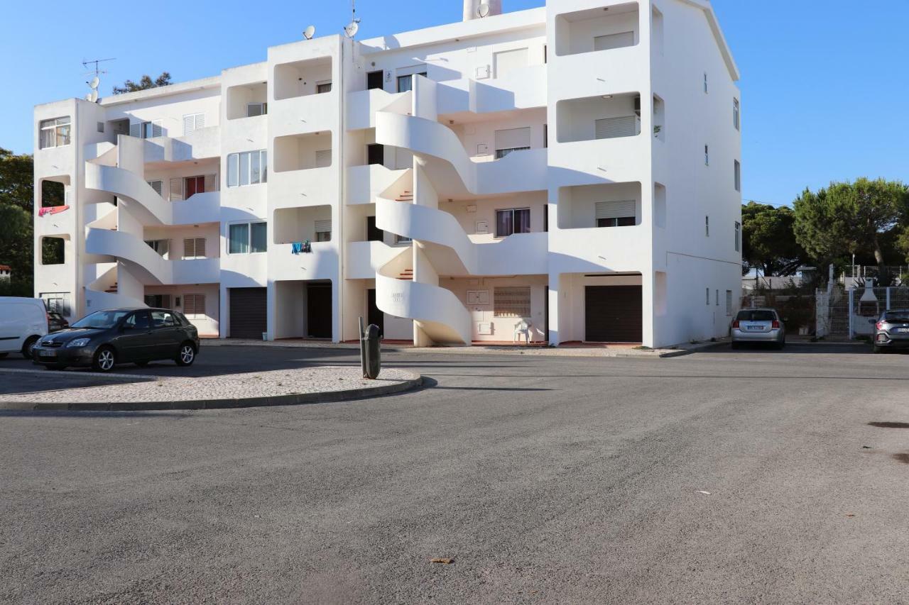 אלבופיירה Apartamento Mica מראה חיצוני תמונה